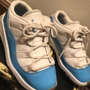 White and teal children’s Jordan’s size 9c